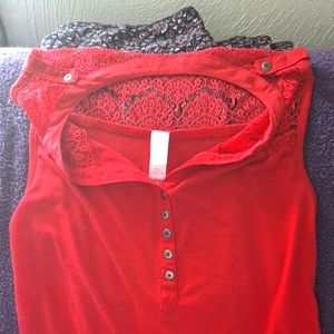 Summer outfit top with leggings